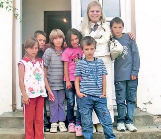 Учитељица дневно ПУТУЈЕ 140 КИЛОМЕТАРА! учитељица путује