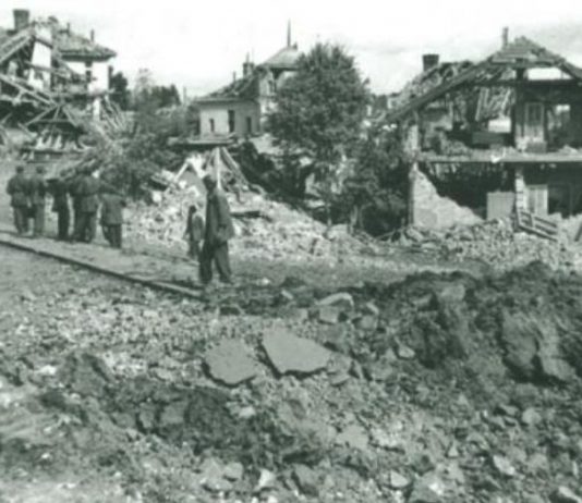 крвави ускрс