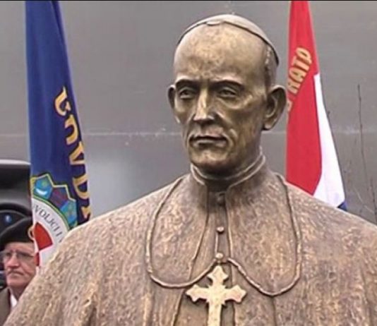 Славе Степинца на месту ПОКОЉА! Туже Шешеља за повреду угледа Хрватске споменик степинцу