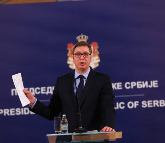 ВУЧИЋ О ШЕШЕЉЕВОМ ГАЖЕЊУ ХРВАТСКЕ ЗАСТАВЕ Ово је врло лоша порука коју шаљемо александар вучић