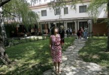 ЈЕЛИСАВЕТА КАРАЂОРЂЕВИЋ ПРОДАЛА ДЕДОВИНУ ВИЛУ ЦРНОГОРКА ЕНГЛЕЗИМА – Цена ситница! јелисавета карађорђевић