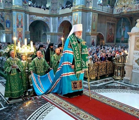 митрополит почајевски владимир