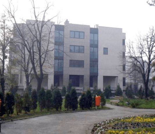 девојчица од годину дана