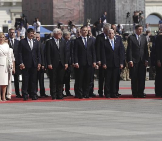 вјелуњ