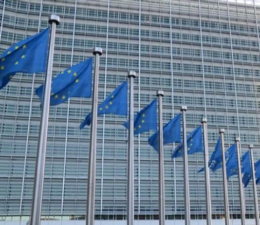 Новости: ЕУ СПРЕМА УЛТИМАТУМ СРБИЈИ У ЧЕТВРТАК: Признајте Косово и омогућите му чланство у УН! Ђурићу ће у Бриселу