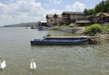 ВИНЧУ ОПКОЉАВАЈУ БЕСПРАВНИ ОБЈЕКТИ: Грађевине „никле“ у зони локалитета Бело брдо винча