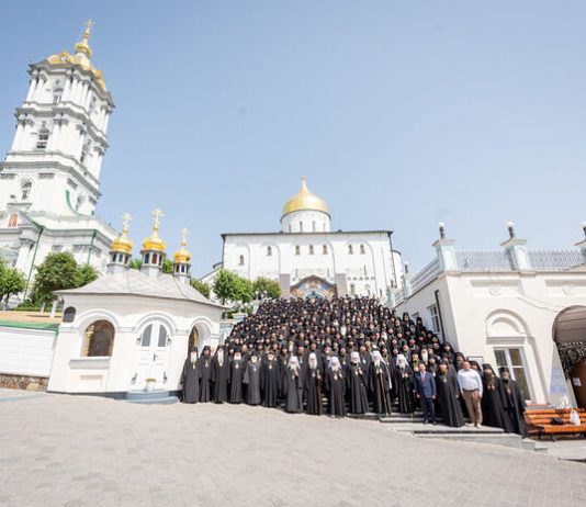 обраћање монаштва