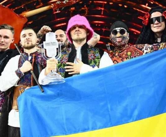 И ШТА ЋЕМО САД? Украјина победила, али где ће се догодине одржати Еуросонг? Помињу се две заменске државе евровизија