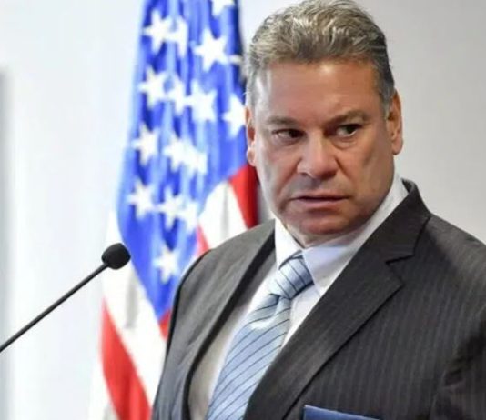 габријел ескобар