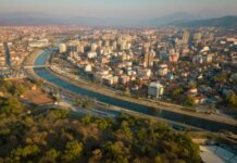 Страва у Нишу: Грађани беже по улицама и панично зову у помоћ – Ово се ретко виђа ниш